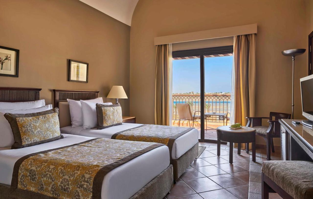Superior, Queen or Twin Bed, Sea View
